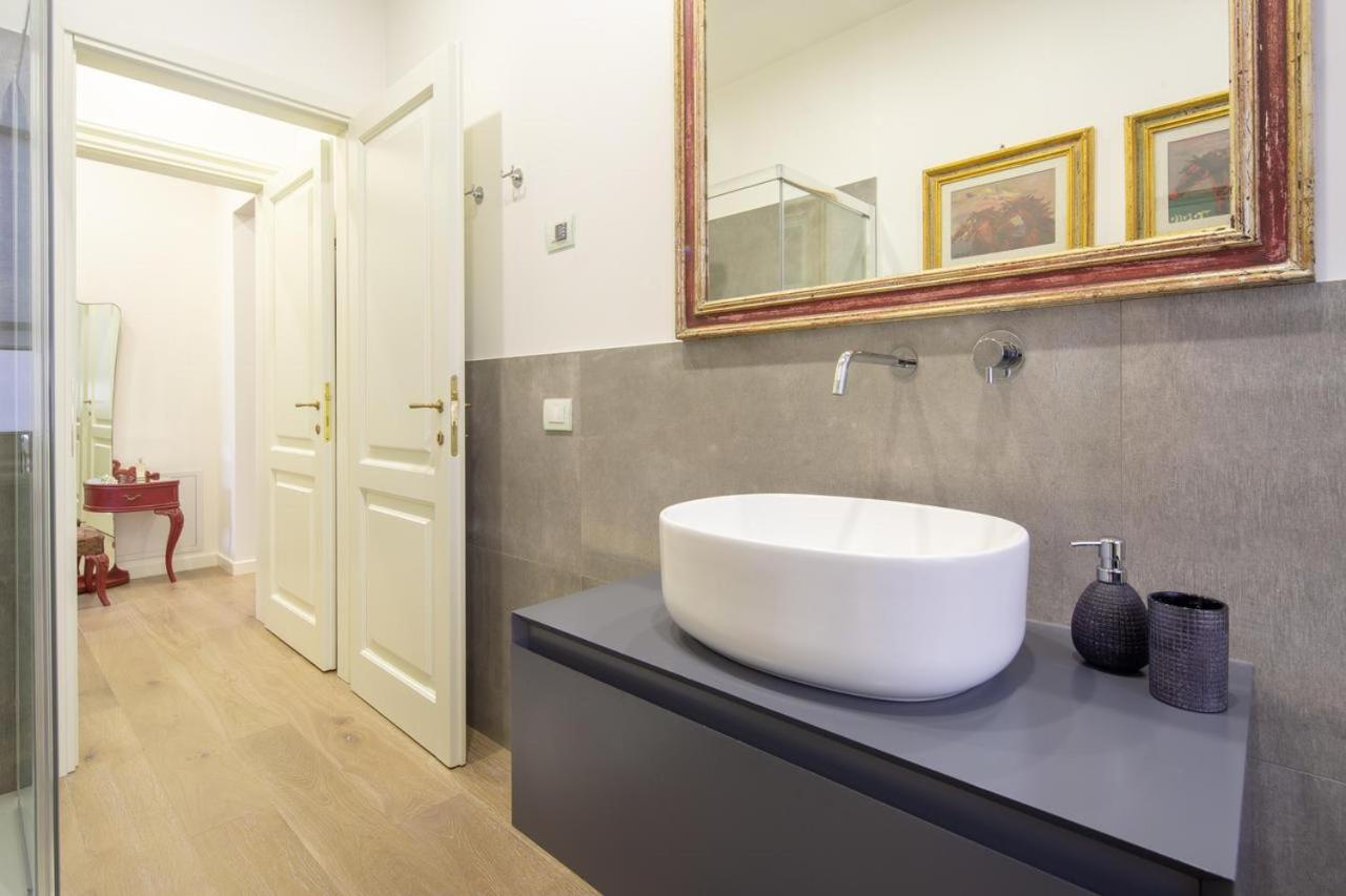 Stunning & Luxurious 1Br Apt 1 Min Walk By Duomo Florença Exterior foto