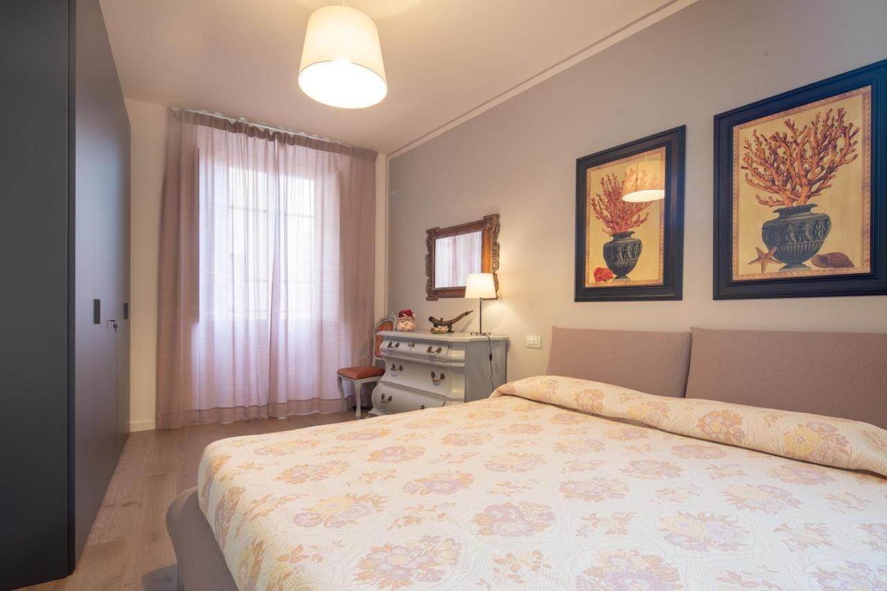 Stunning & Luxurious 1Br Apt 1 Min Walk By Duomo Florença Exterior foto